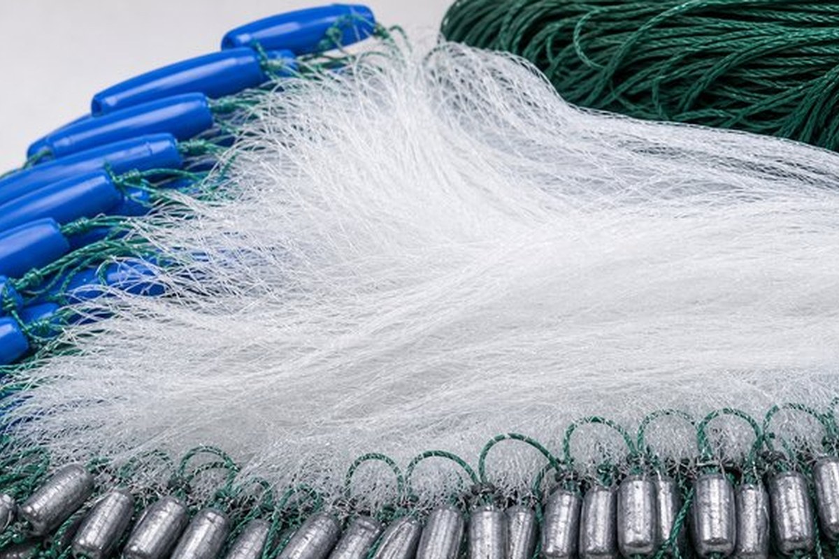 Fishing net floats and lead sinkers accessory detail